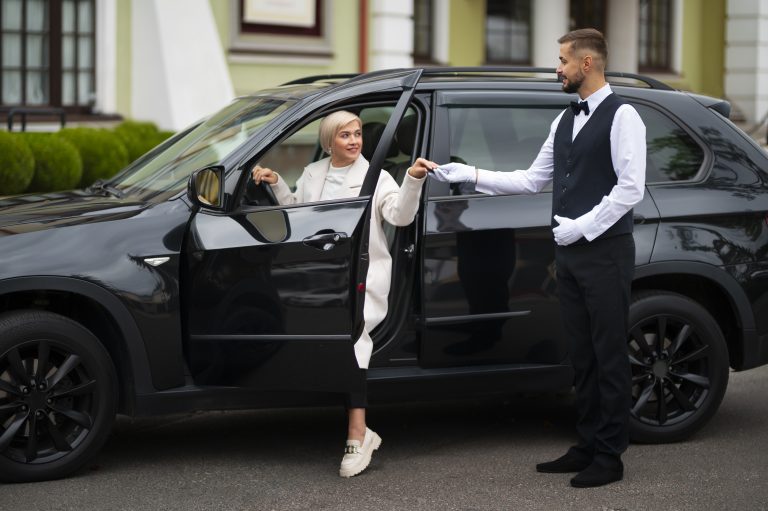 Chauffeur Service by Vale Cars- minicabs in London