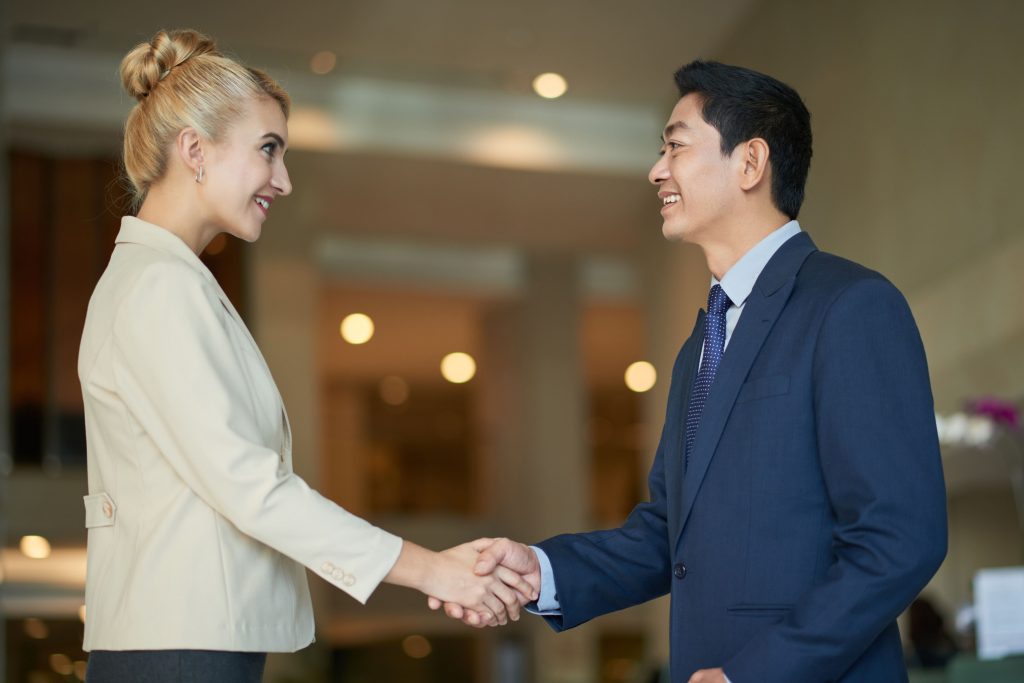 Meet and Greet- Hampstead Minicabs, an alternative to Hampstead Taxis