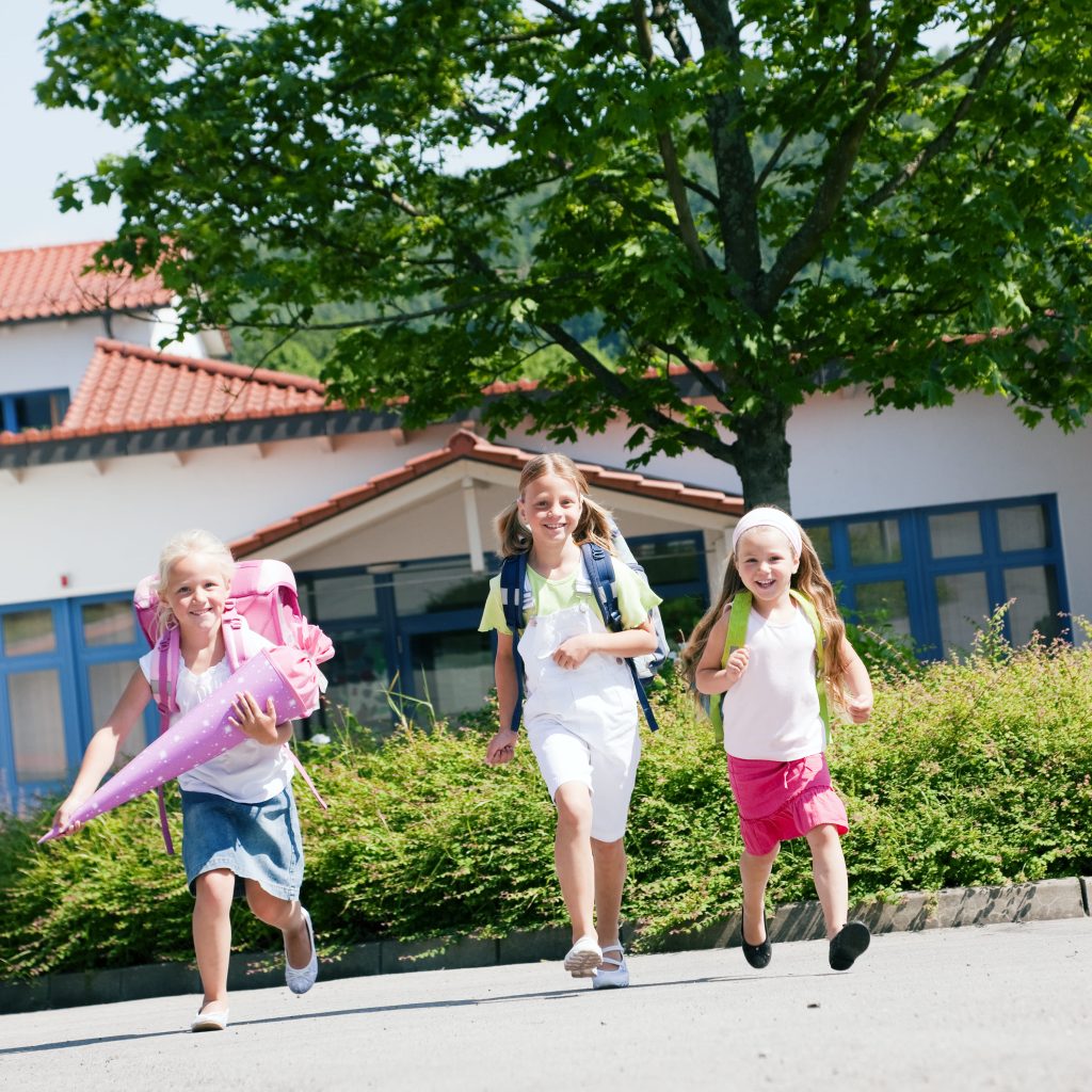 School Run Service - Golders Green Minicabs, an alternative to Golders Green Taxis